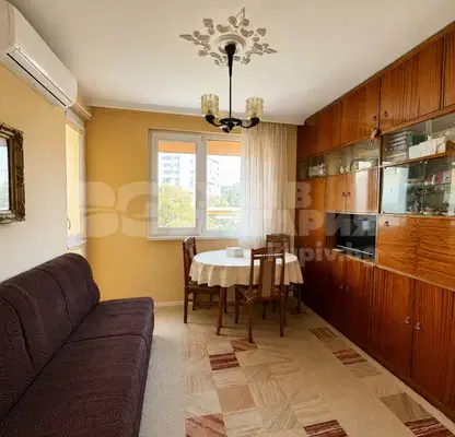 Photo 2 — Four-room apartment in Troshevo, Varna with three balconies
