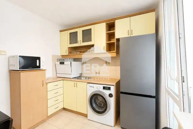 Two-room apartment with southeast aspect in Troshevo, Varna