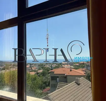 Снимка 5 — Двустаен апартамент с морска панорама във Варна, Виница