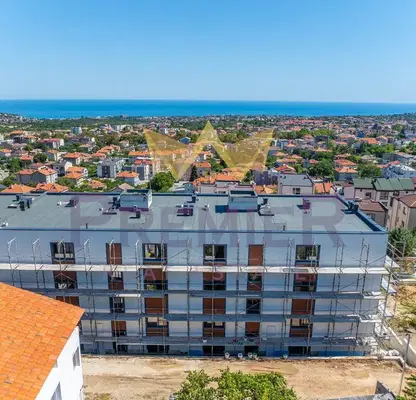 Снимка 2 — Двустаен апартамент с морска панорама във Виница, Варна