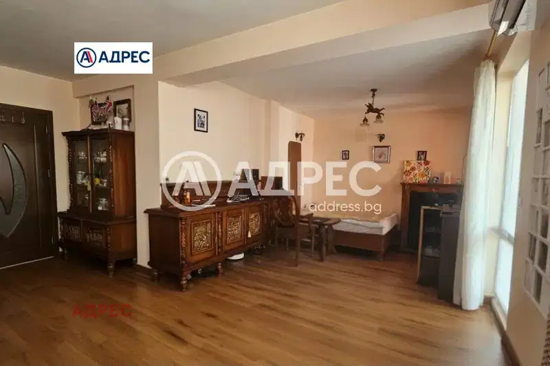 3-bedroom apartment in Varna, Vinica