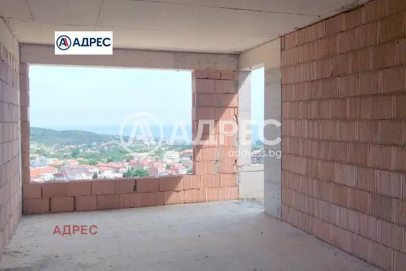 Three-room apartment with sea view in Vinitsa, Varna
