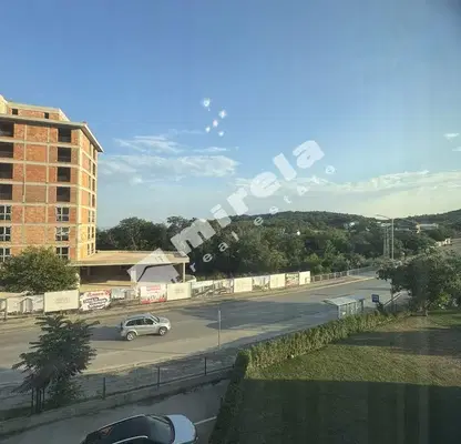 Снимка 2 — Двустаен апартамент с тераса във Варна, Виница