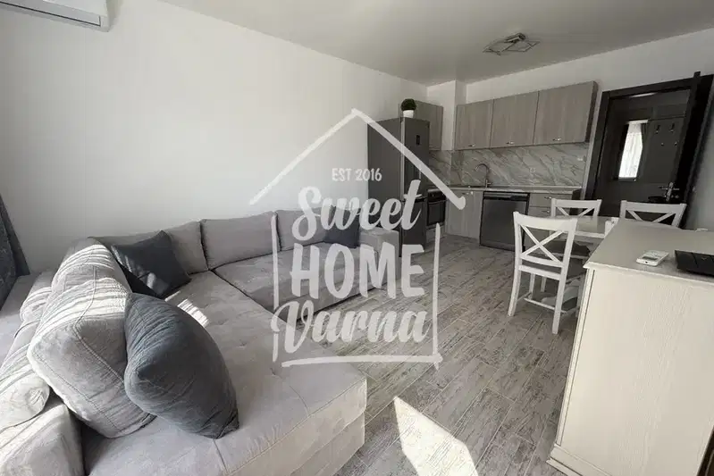 2-room apartment in Vinitsa with shared terrace and parking space