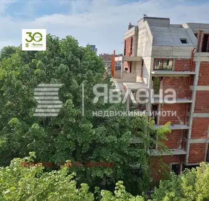 Снимка 4 — 2-стаен апартамент във Варна, ВИНС с асансьор