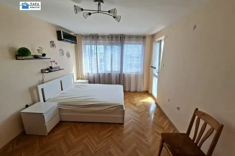 Two-room apartment with panoramic sea view in Varna VINS