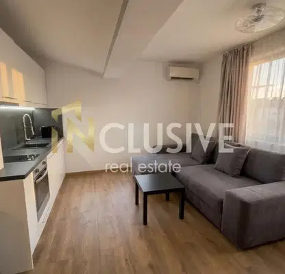 Photo 2 — Three-room apartment with sea view in Varna, Cherven Ploshtad