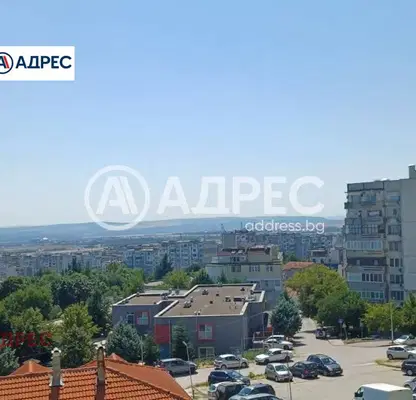 Снимка 2 — Двустаен апартамент с панорамна гледка във Владислав Варненчик