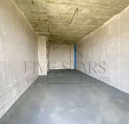 Photo 2 — South-facing 2-room apartment with terrace in Varna, Vladislav Varnenchik