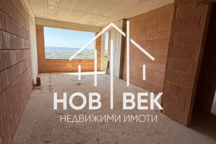 Two-room apartment with balcony in Varna, Vladislav Varnenchik