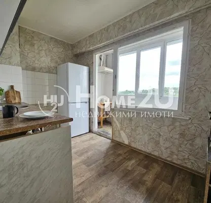 Photo 4 — Three-room apartment with 3 separate rooms in Vladislav Varnenchik, Varna