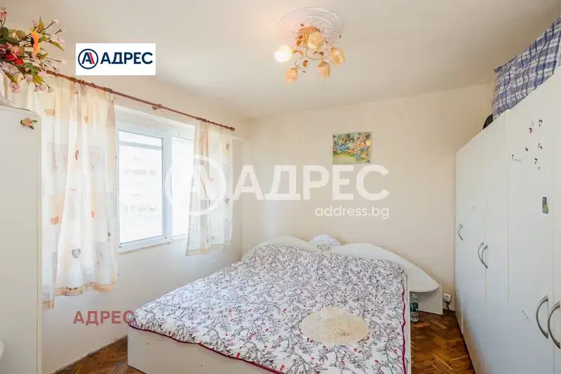 Three-room apartment with terrace in Vladislavovo, Varna