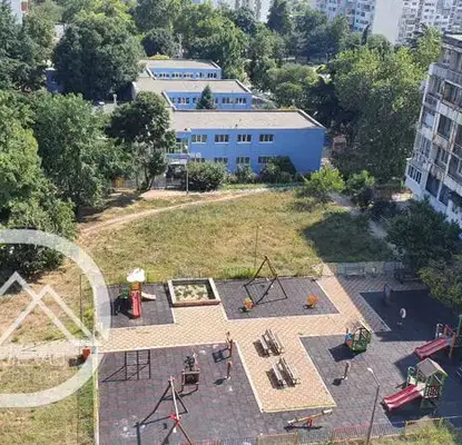 Снимка 3 — 3-стаен апартамент във Владислав Варненчик, 7/9 етаж с асансьор