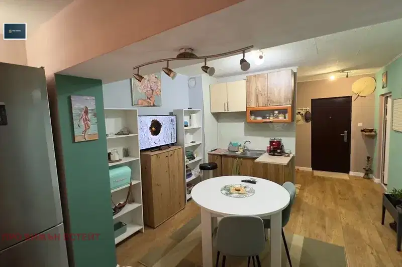 Two-room apartment in Vladislav Varnenchik district, Varna