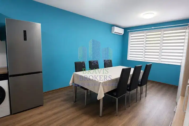 Two-room apartment in Vladislav Varnenchik district with east aspect