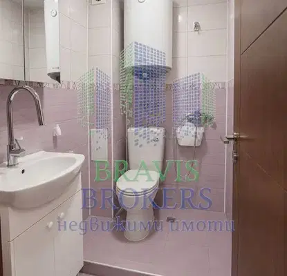Photo 5 — Two-room apartment in Vladislav Varnenchik district with east aspect