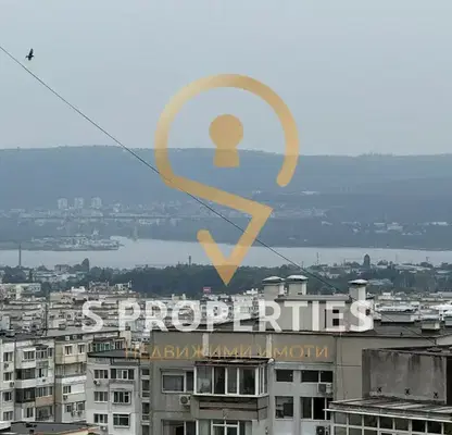 Снимка 2 — Четиристаен апартамент с три тераси във Владислав Варненчик, Варна