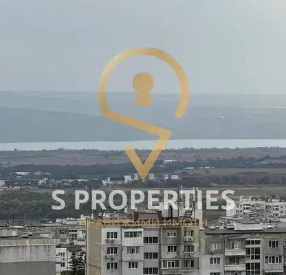 Снимка 3 — Четиристаен апартамент с три тераси във Владислав Варненчик, Варна