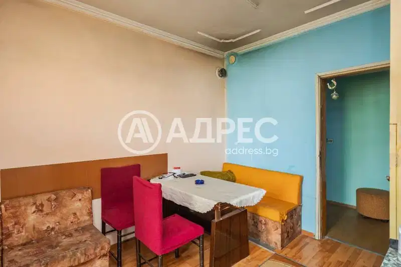 Тристаен апартамент с три тераси във Възраждане 1, Варна