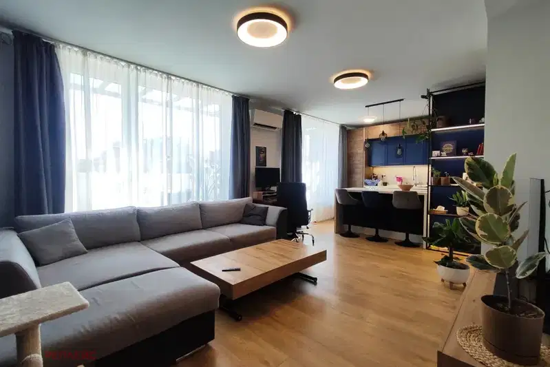 3-bedroom apartment in Varna, Vyzrajdane 1