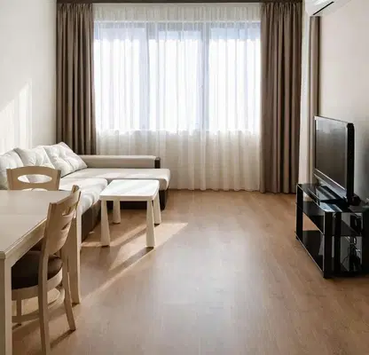 Photo 2 — Two-room apartment in Vazrazhdane 1, Varna, third floor