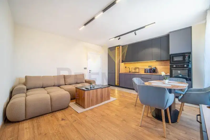 Three-room apartment with functional layout in Vazrazhdane 1, Varna
