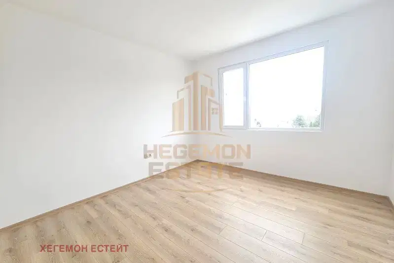 Three-room apartment in Vazrazhdane 2, Varna with terrace