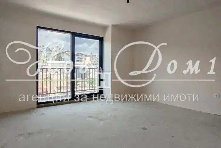 Two-room apartment in Vazrazhdane 3 with balcony and elevator