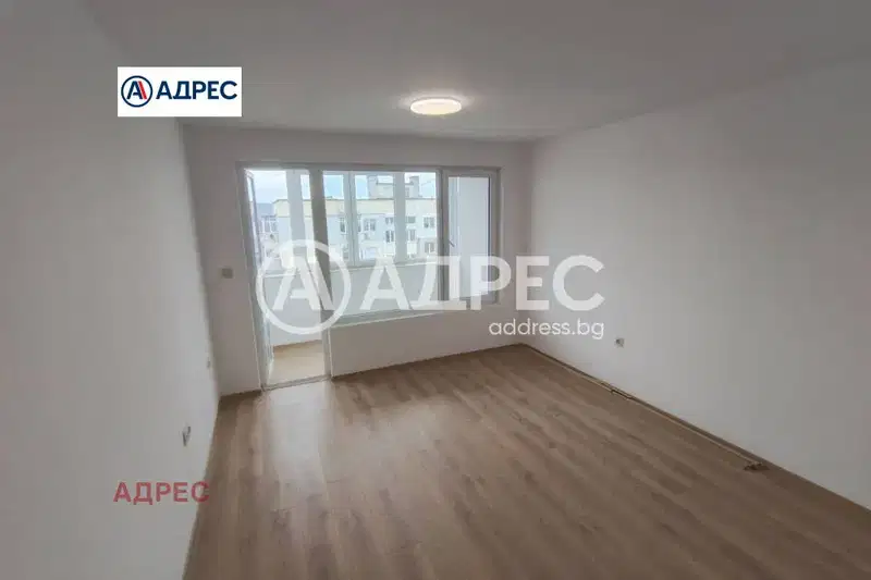 Three-room apartment in Vazrazhdane 3 with terrace, Varna