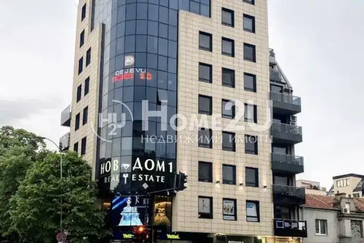 One-room apartment with large terrace in Zimno Kino Trakiya, Varna