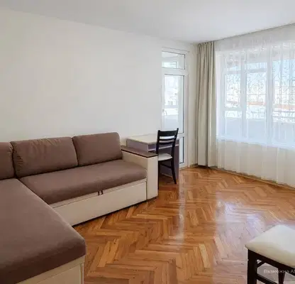 Photo 2 — Large 4-room apartment in Zimno Kino Trakiya, Varna