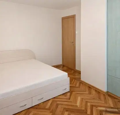 Photo 4 — Large 4-room apartment in Zimno Kino Trakiya, Varna
