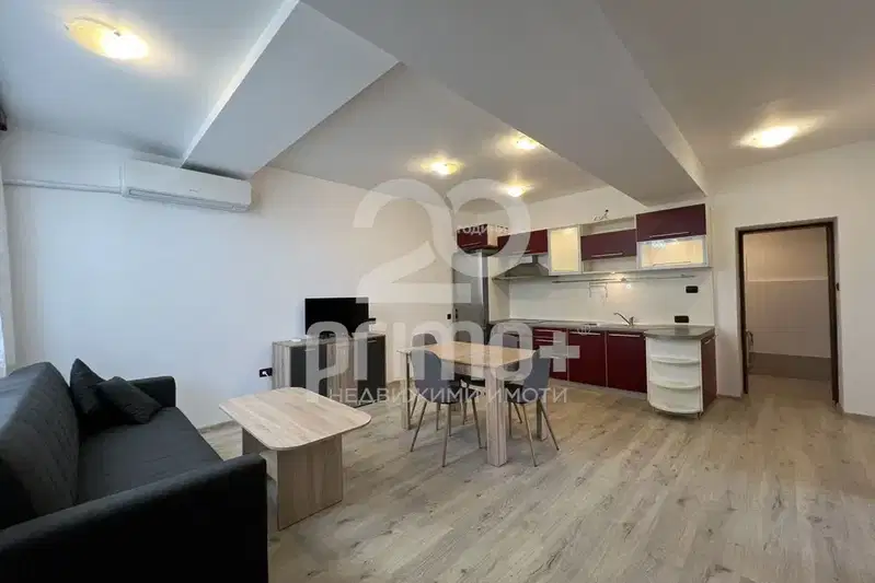3-room apartment with yard in Akatsia district, Veliko Tarnovo