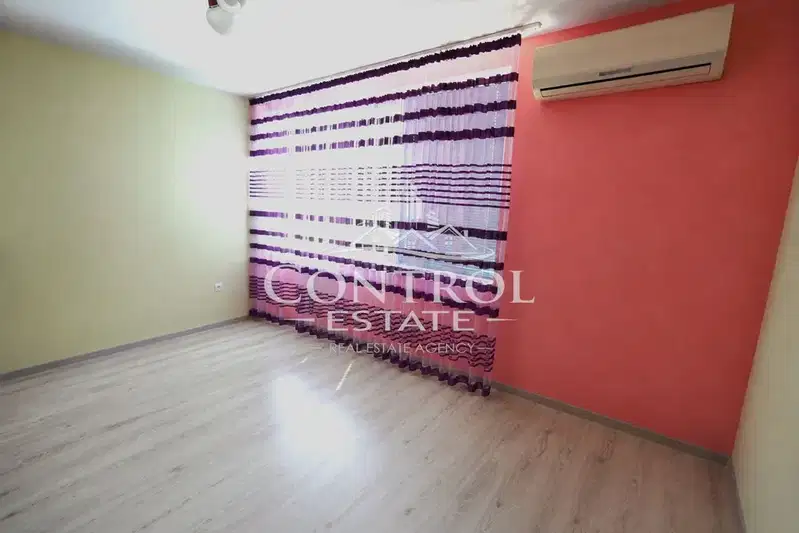 4-bedroom apartment in Veliko Tyrnovo, Buzludja