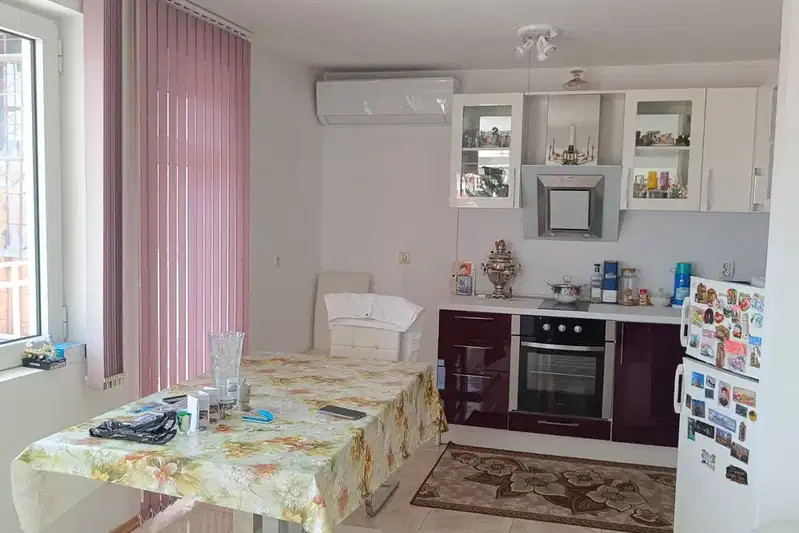 3-bedroom apartment in Veliko Tyrnovo, Centyr