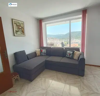 Photo 3 — 3-bedroom apartment in Veliko Tyrnovo, Centyr