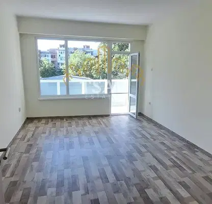 Photo 2 — Three-room apartment with two bedrooms in the centre of Veliko Tarnovo