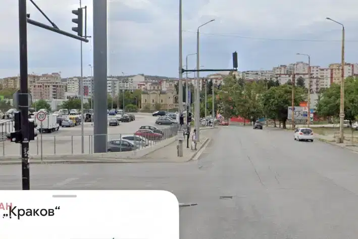 4-стаен апартамент с панорамна тераса в Център, Велико Търново