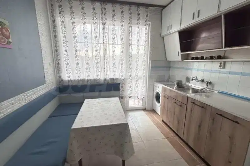 3-bedroom apartment in Veliko Tyrnovo, Centyr