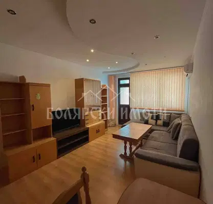 Photo 2 — 4-bedroom apartment in Veliko Tyrnovo, Centyr