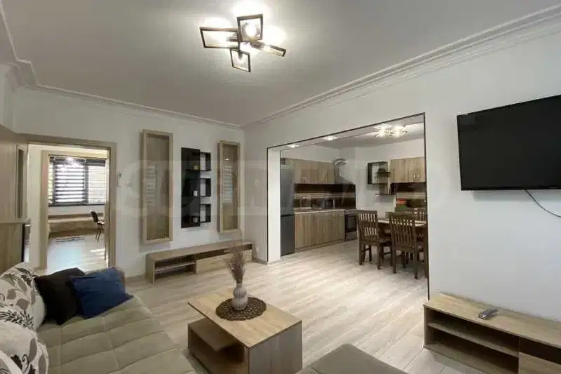 3-bedroom apartment in Vidin, Centyr