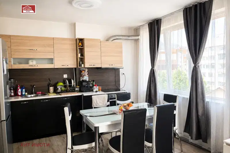 Three-room apartment with panoramic view in Center, Vratsa