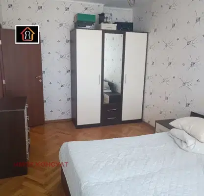Снимка 4 — Двустаен апартамент във Враца, Център