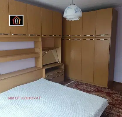 Photo 2 — 3-bedroom apartment in Vraca, Centyr