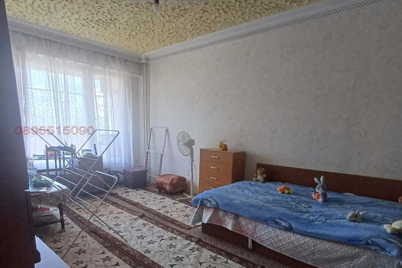 Двустаен апартамент във Враца, Сениче