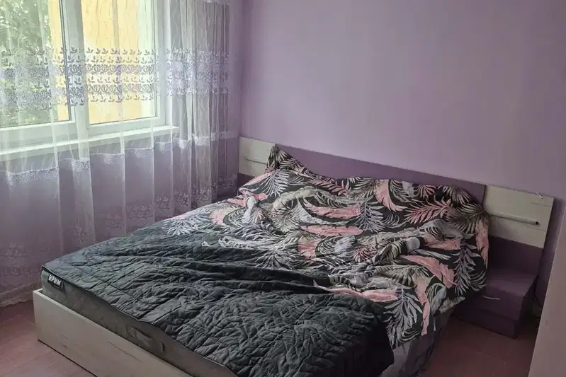 Тристаен апартамент във Враца, Сениче