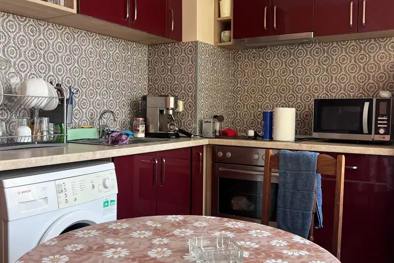 Тристаен апартамент във Враца, Сениче