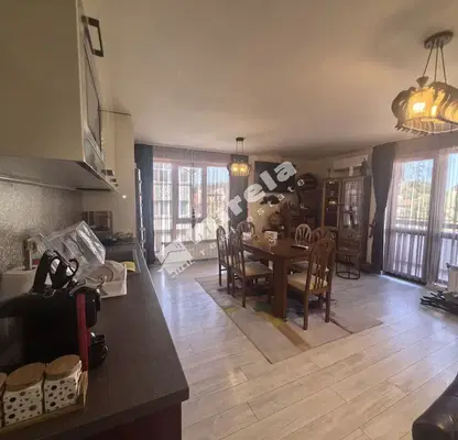 Photo 4 — 3-bedroom apartment in Yambol, Centyr