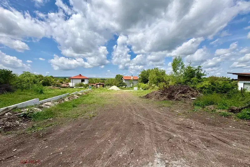 Парцел във Варна, Аксаково