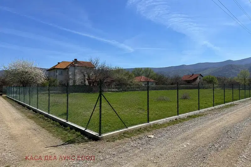 Plot in Dobrich, Rilci